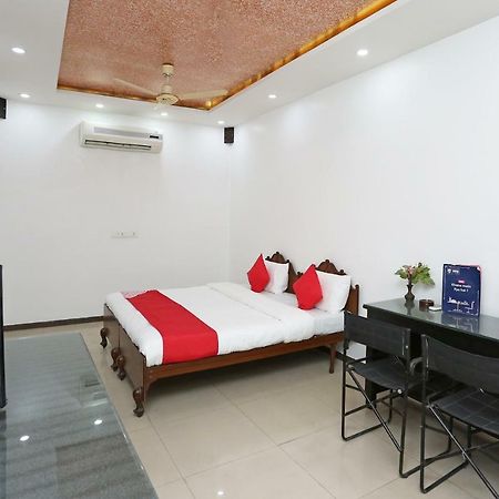 Oyo 7128 Hotel Rama Karnāl Zewnętrze zdjęcie