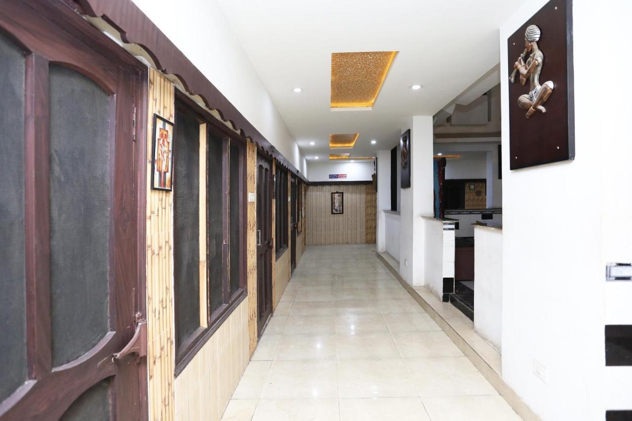 Oyo 7128 Hotel Rama Karnāl Zewnętrze zdjęcie