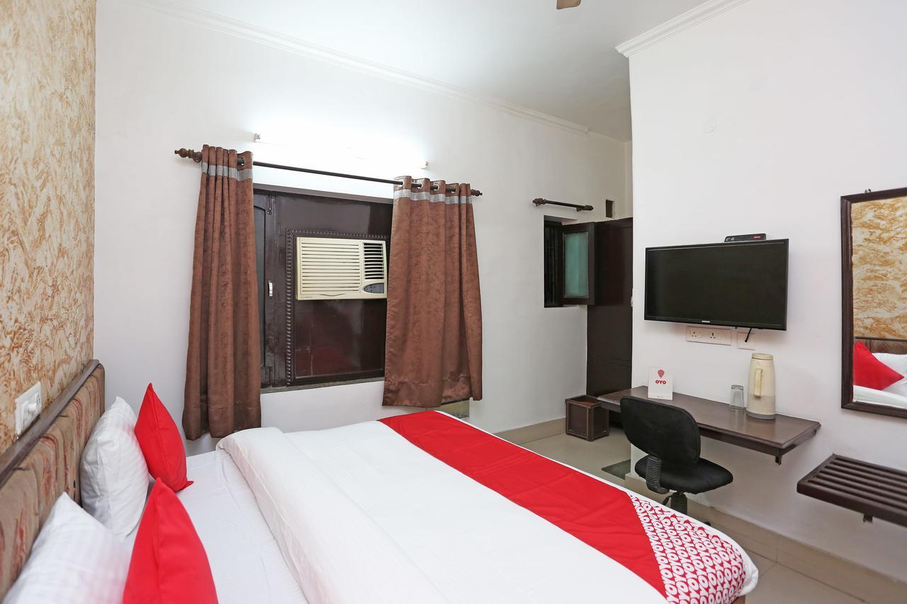 Oyo 7128 Hotel Rama Karnāl Zewnętrze zdjęcie