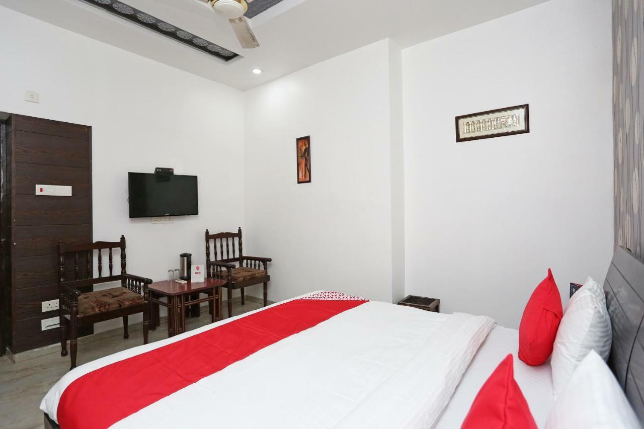 Oyo 7128 Hotel Rama Karnāl Zewnętrze zdjęcie